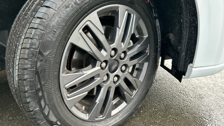 Ford Tourneo Custom 320 L1 Diesel Fwd 2.0 EcoBlue 136ps H1 Titanium 8 seater Auto